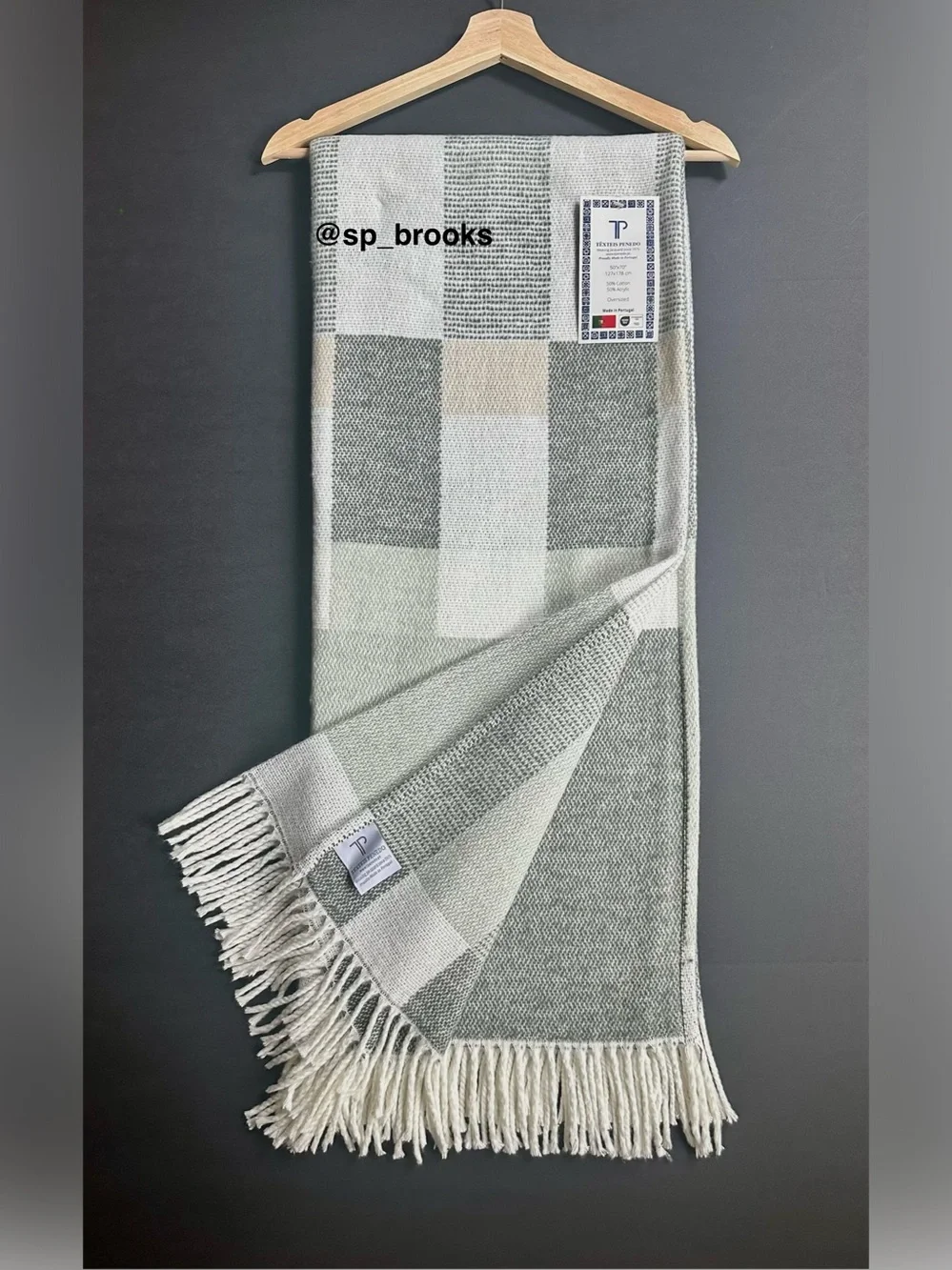 🎁Texteis Penedo Throw Blanket - Cotton Blend Textured Color Block Sage and Ivory